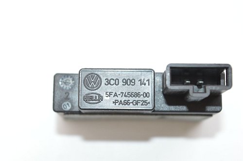 VW Passat CC 2.0 TSI 2014 LHD bezklíčová vstupní anténa