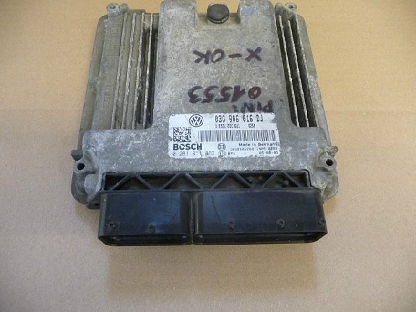 Řídící jednotka motoru ECU VW Audi 1,9 Tdi