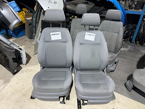 VW Caddy 3 2K live vyhřívané sedadlo řidiče přední levé  + airbag + výškové nastavení