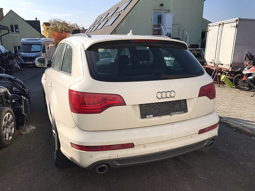 Audi Q7 qu. 4,2 TDI AQ7 4L0 845 501 zadni vyhrivane sklo zelena 11/05-06/09 NVB  Model