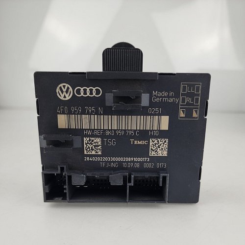 Řídicí modul zadních dveří Audi A4 A6  Q7