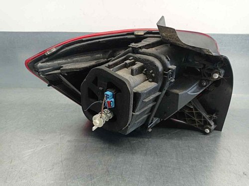 VW Polo 2G nosič žárovek patice světelná pravé světlo 2G0945208B
