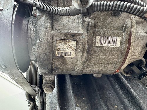Audi A4 8K A5 8T 8F Q5 8R 4 válec. Kompresor klimatizace 2.0TDI a/c