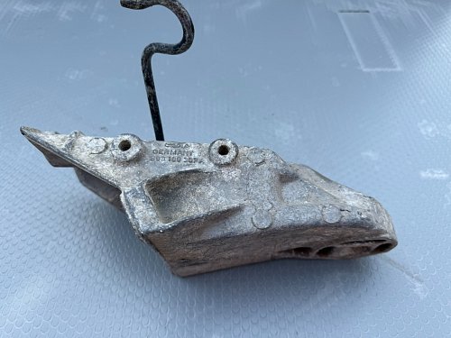 držáku motoru vlevo Audi RS2 ADU NOS Original
