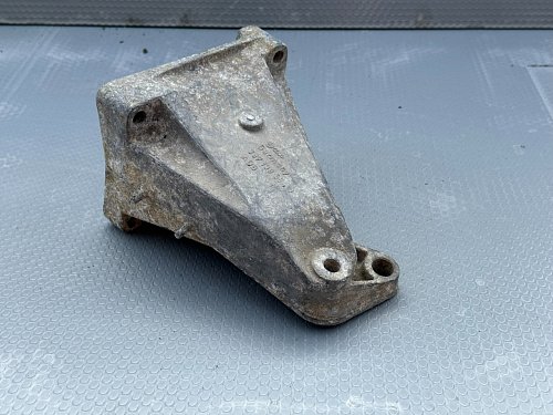 konzole pravá VW Corrado Passat Variant Santana 31