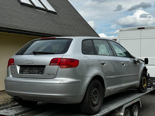 ridici jednotka vznetov.motoru Audi A3 Sportback 1,9 TDI 2007 8PAAJ4