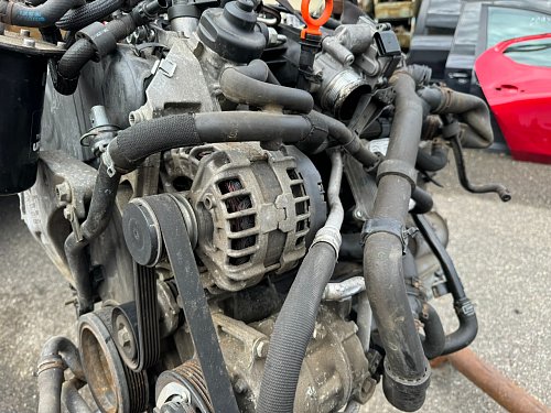 Alternátor 180A BOSCH 0125811027   Pro VW Škoda Seat CC Passat Alhambra Superb 2.0