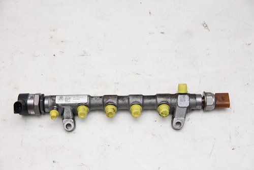 03L 130 089 J rozdelovac paliva  motor CFG CFGB pro VW Sharan (7N) 2.0 TDI 170 HP