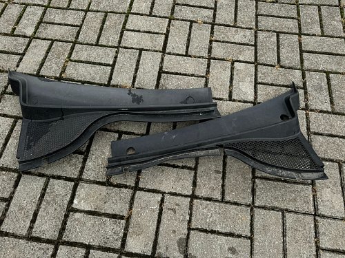 VW Tiguan 5N krycí panel levý deflektor