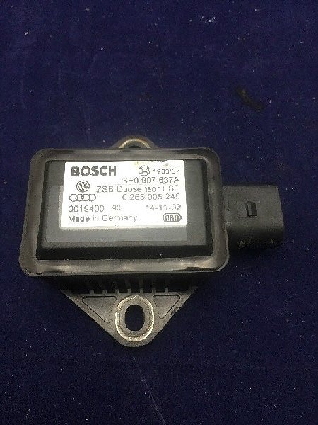 AUDI A4 8E B7 DUO SENSOR ESP SENSOR  8E0 907 637 B