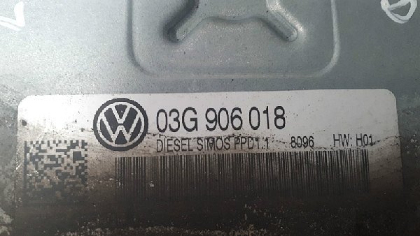 Řídící jednotka  motoru ECU  03G 906 018