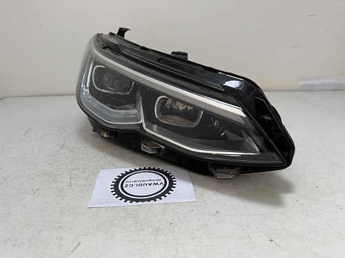 VW Golf 8 VIII Full LED přední světlomet pravý světlomet