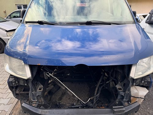 6E0 955 985 B tryska ostrikovace kapota přední mytí oken čelní sklo  VW T5 Transporter 2008