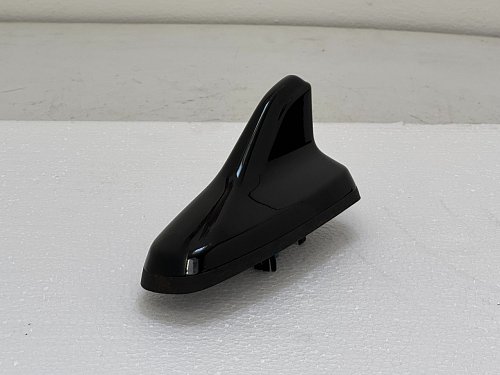 5WA 035 507 F 041 antena stresni kombinovana Passat B9 Golf 8   10/23-08/24 041 cerna-leskla