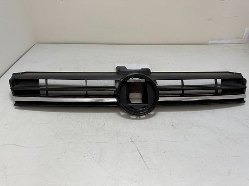 maska ​​chladiče saténová černá lesk /chrom VW Golf VII 7 5G0 853 563 Q  . 5G0853651CCZLL