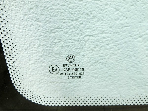 703 845 331J VW T4  Okno sklo lepené boční vlevo