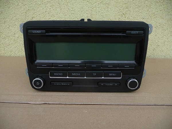 1K0 035 186AA RCD310 VW VW Golf 5 Passat 3C , Caddy , Eos RÁDIO - Radio MP3 CD Player - 1K0 035 186AA RCD310  