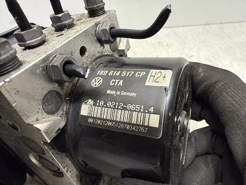 ABS čerpadlo blok  VW Golf VI 6 ABS 1K0907379BE 1K0614517CP .1K0614517DE BEF