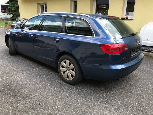 4F9 809 837 vyrezovy dil - postranice Audi A6 Av.qu.3,0 TDI 4F kombi Avant 4x4 quatro 4f9