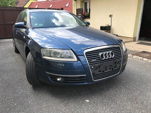 Audi A6 Av.qu.3,0 TDI 4F kombi Avant 4x4 quatro 4f9  Těsnění dveří vnitřní kedr pirelka dveře rám levé zadní