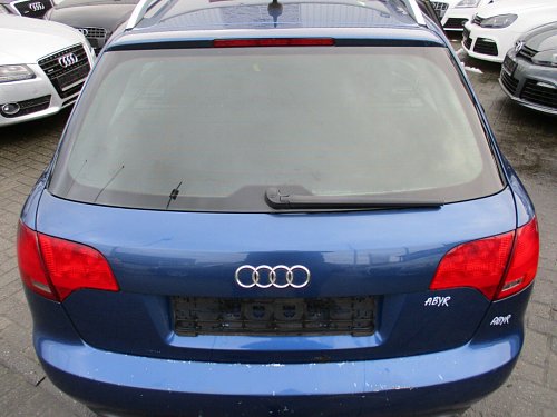 dvere vpravo zadní boční pravé  Audi A4 B7 8E Avant 2007 2.0 TDI DPF 125 kW 170 HP Motor BRD 203.969 km