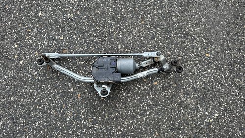 VW Passat B8 3G  táhla mechanizmus stěračů přední sklo okno