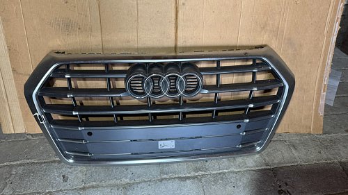 MASKA  přední mřížka chladiče AUDI Q5 80A S LINE 80A853651C