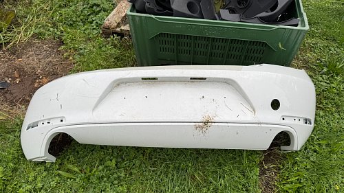 ZADNÍ NÁRAZNÍK VW Beatle  5C 2011-2016  5C5807421 5C5807521B