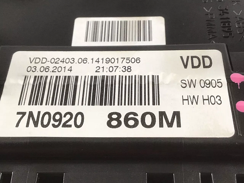 7N0 920 860 MX tachometr budíky  Přístroj sdruž. na palub.desce 240KM/H VW SHARAN 2015 7N