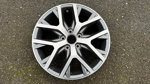 hliníkový disk Canyon pro VW Caddy 2K 6Jx17 ET50 2K5 601025F nový