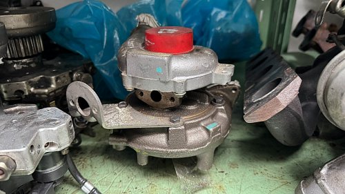 057 145 702 G GT1749V Garrett Turbo 057145702G Audi 3.3 TDI 057145702D A8