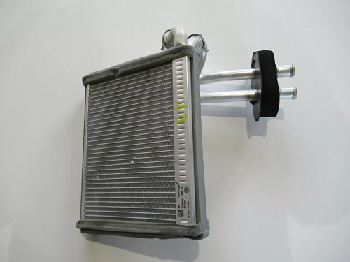 VW  T6 VI 2.0 TDI výměník tepla, vnitřní vytápění 7E1819031