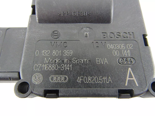 Servomotor motorek nastavení klapky topení / klimatizace  Audi A6 4F C6 2004 -2010