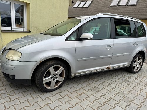 7L0 839 016 D  Zámek dveří vpravo vzadu  PZ