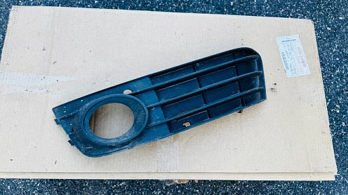 Levá mřížka nárazníku pro AUDI A4 B8 8K, kryt mřížky/nárazníku 8K0807681A, mlhová světla