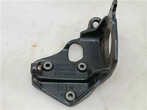 074 130 147 C  Konzola PRO ČERPADLO VW T4 TRANSPORTER 2,5 TDI ACV 102 PS