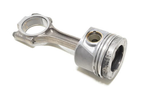 Ojnice pístu 2.0 TDI Audi A4 8K Seat Škoda VW 03L107065G 038198401F