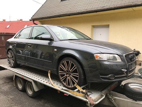 8E0 260 403 T  kondenzator klimatizace klimachladič  Audi A4 (8E, B6)  Model Audi A4 B6 B7 B6,5 2,0 8EC0BH