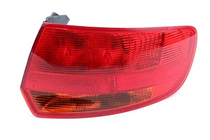 Pravé zadní světlo pro AUDI A3 (8P1) 2.0 TDI 8P4945096C
