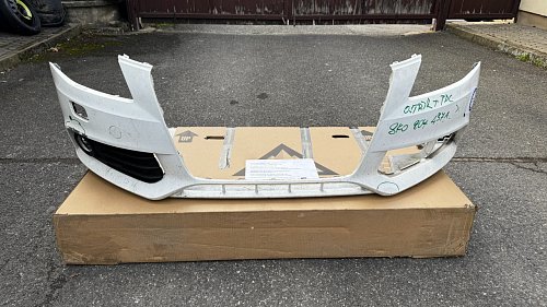 8K0807437A PŘEDNÍ NÁRAZNÍK  AUDI A4 B8 8K2 2.0 TDI